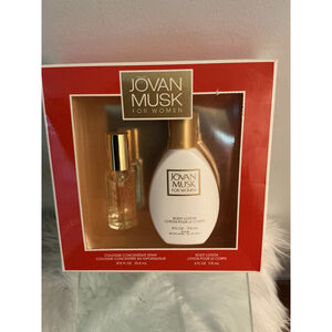 Women's Jovan Musk Cologne & Lotion Gift Set Red/Gold